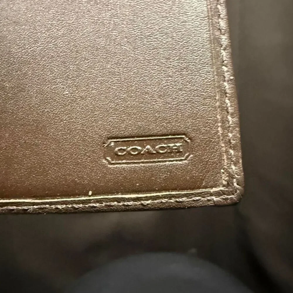 Coach Women's Brown and Tan Wallet-purses